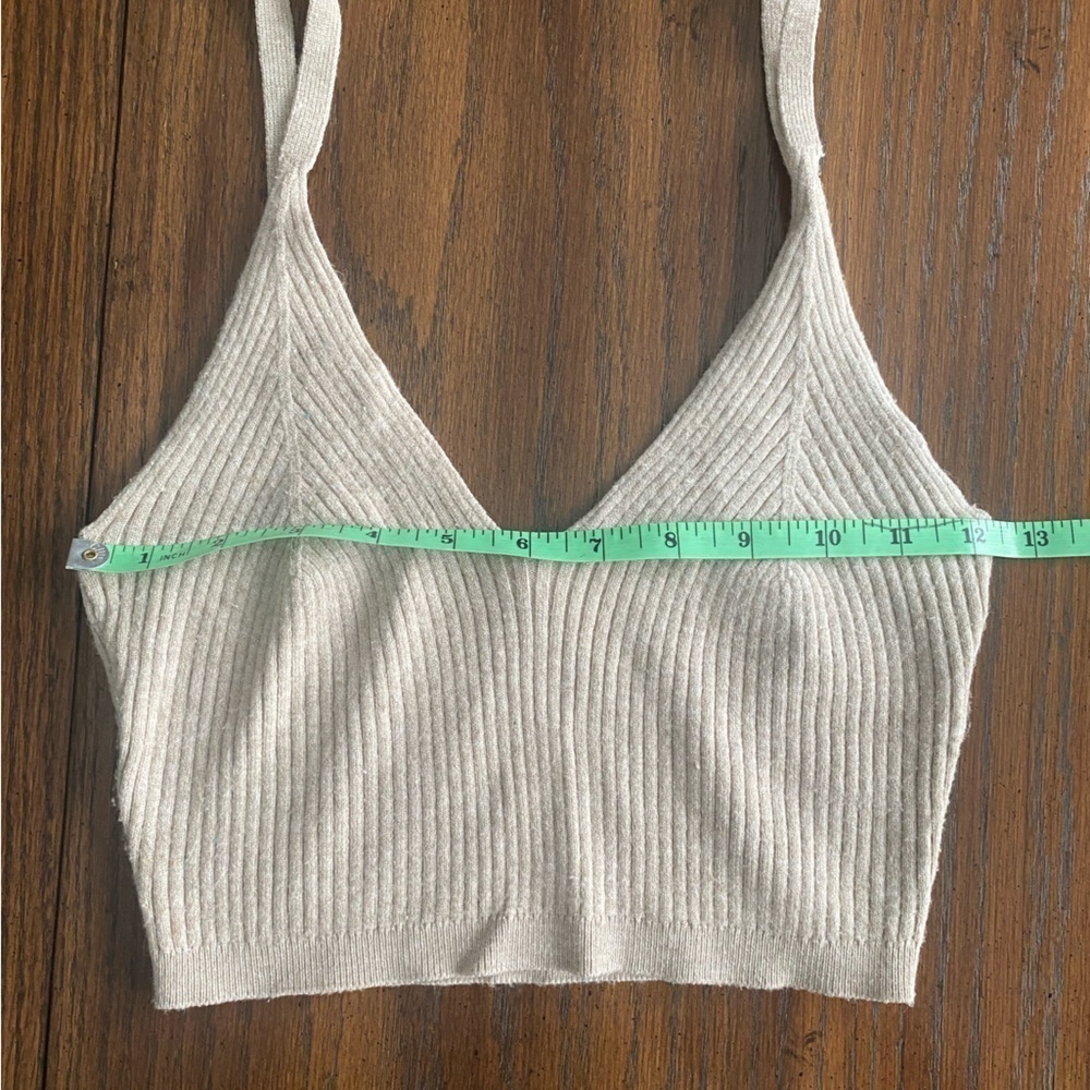 2/$15 Garage Tan Ribbed Knit Cropped Tank Small - Picture 6 of 9